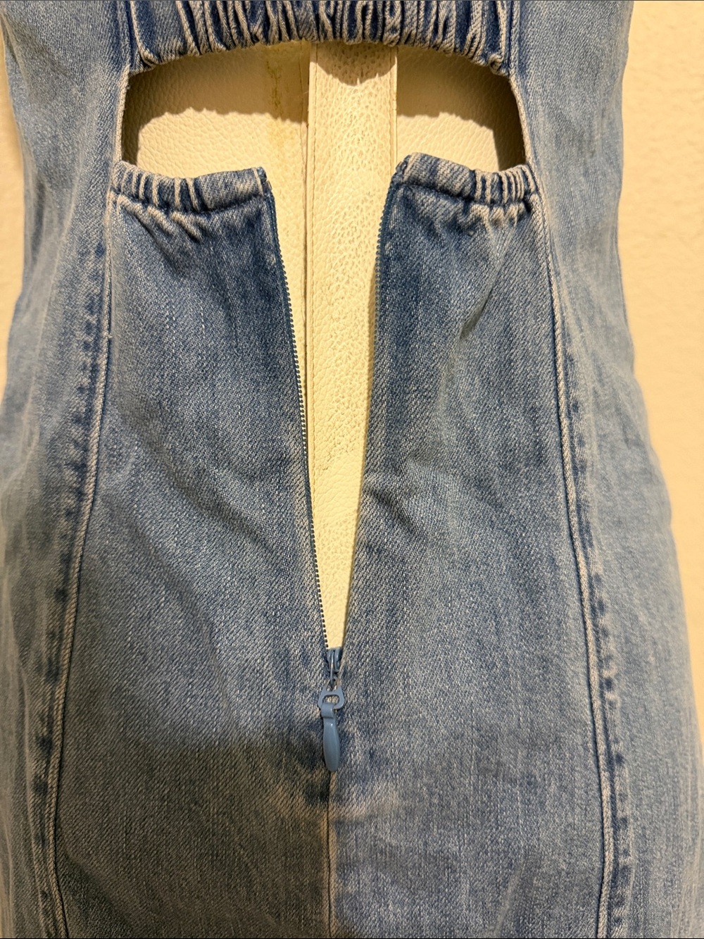 Show Me Your Mumu Steph Denim Light Mini Dress Open Back Cotton Vacay - Picture 7 of 8